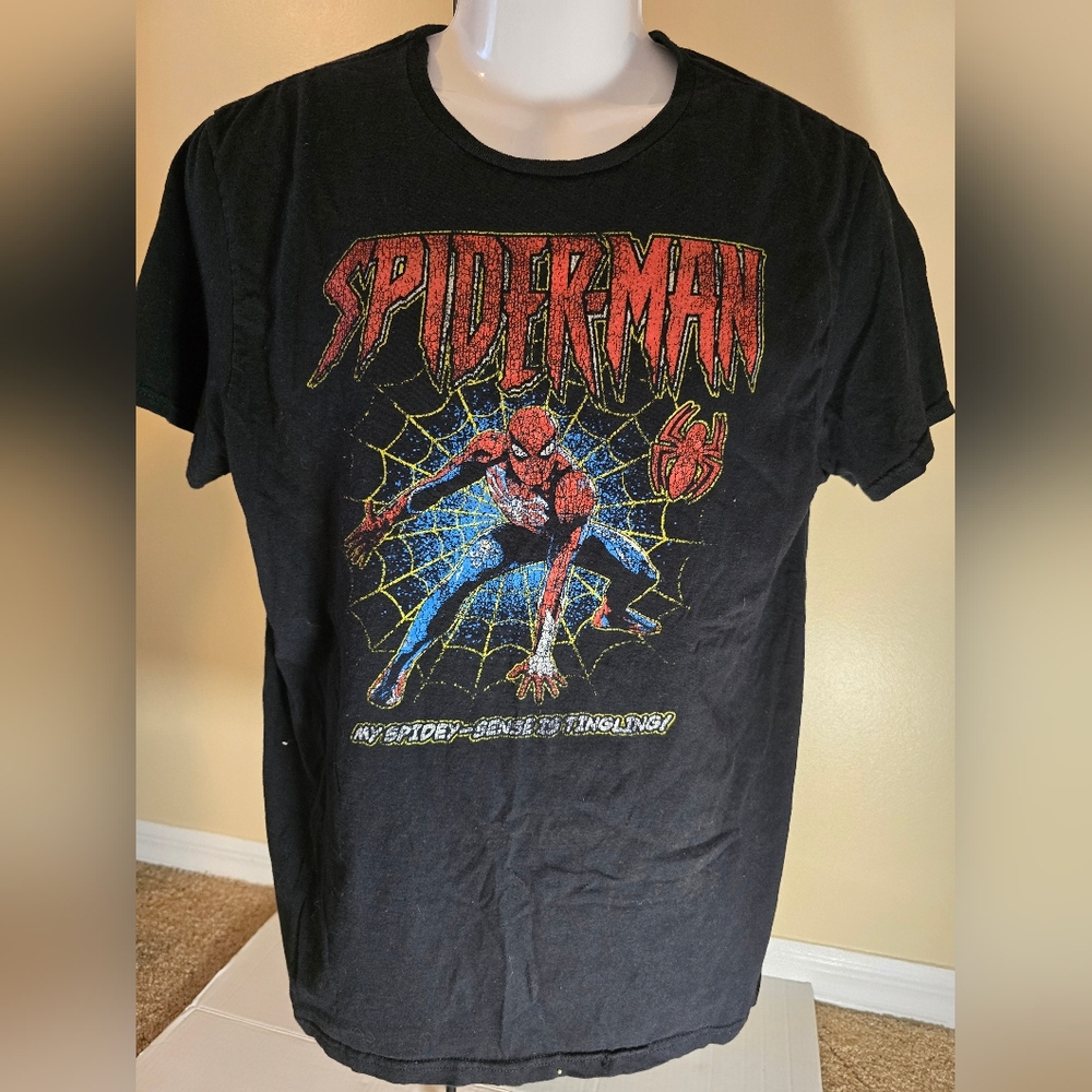 SpiderMan “My Spidey Sense Is Tingling” Retro Web Walk T-Shirt Men’s Large